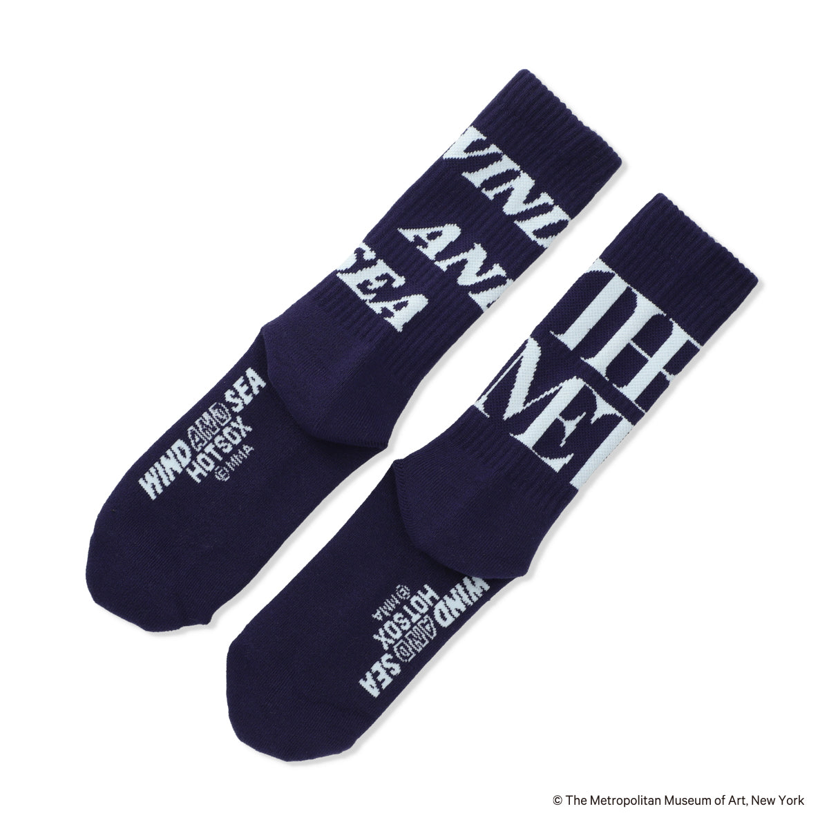 予約販売/11月中旬お届け予定【WIND AND SEAコラボ】Logo Socks